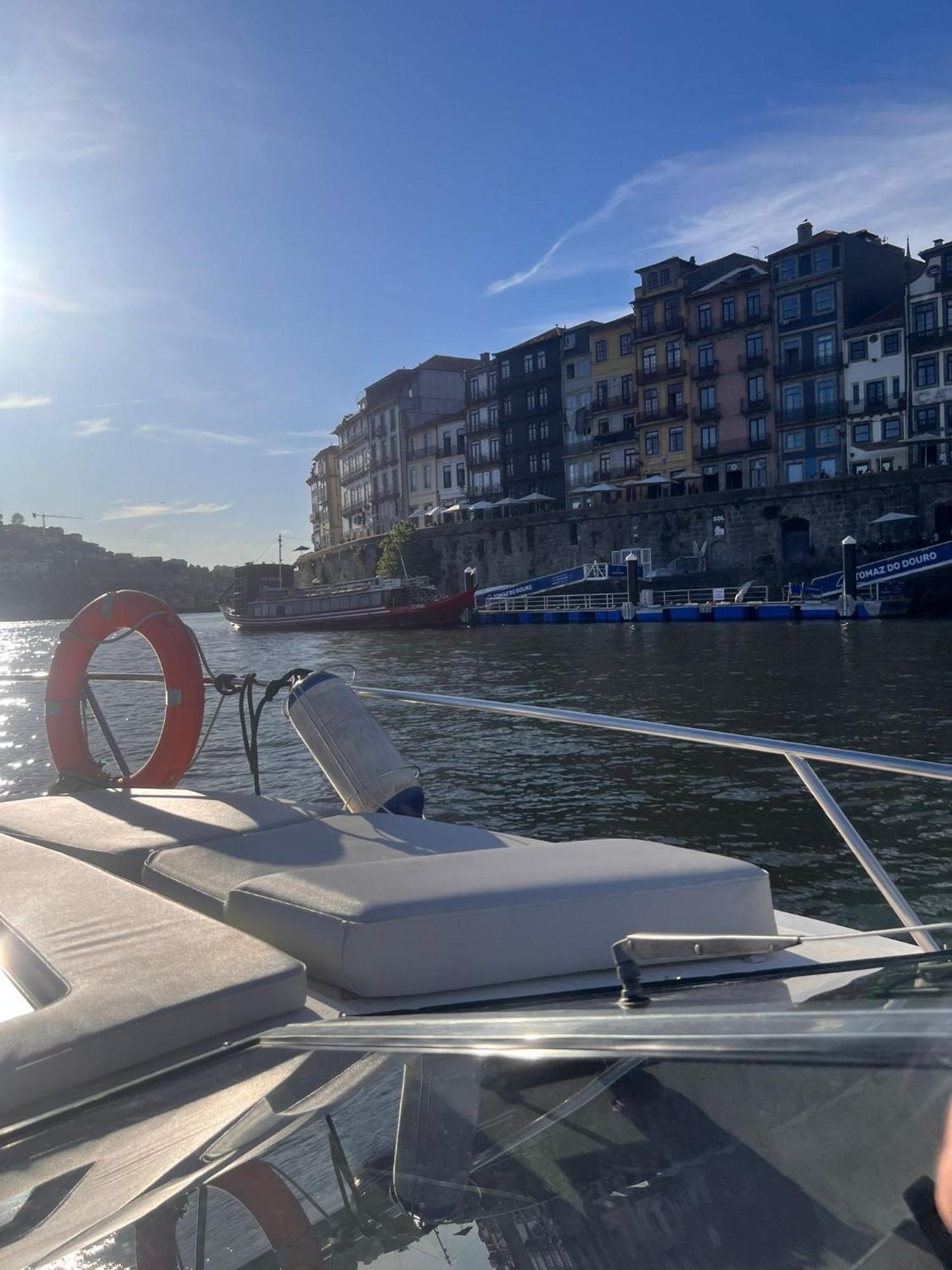 Douro4Sailing Hotel Porto Exterior photo